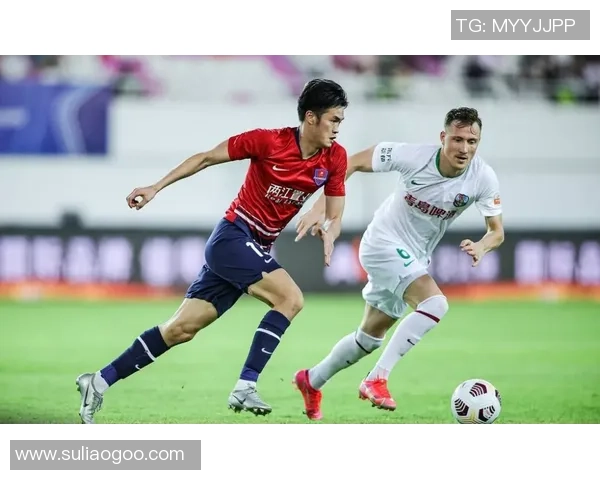 重庆网球队以70分领跑冠军赛积分榜展现强劲实力